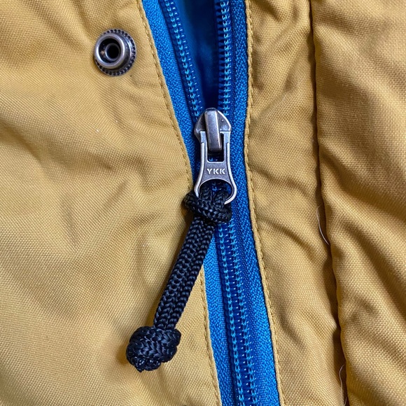 Poler Scout Parka Hooded Coat Medium Colorblock Urban Outfitters Synthetic Fill - Picture 10 of 12